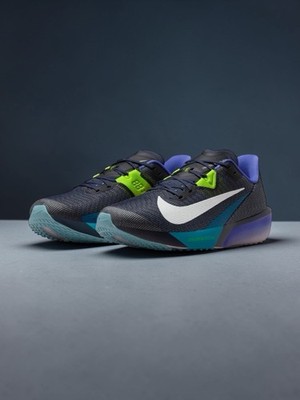 Nike Air Zoom Rival Fly 4 Obsidian Persian Violet Men Running FV6040-401 Sz 10