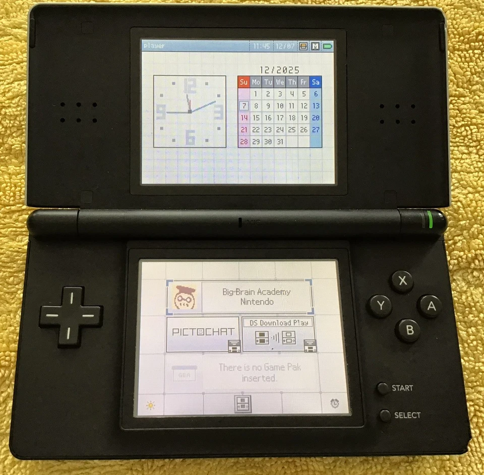 NINTENDO DS LITE GUITAR HERO CONSOLE BUNDLE WITH 6 GAMES - image 4 of 4