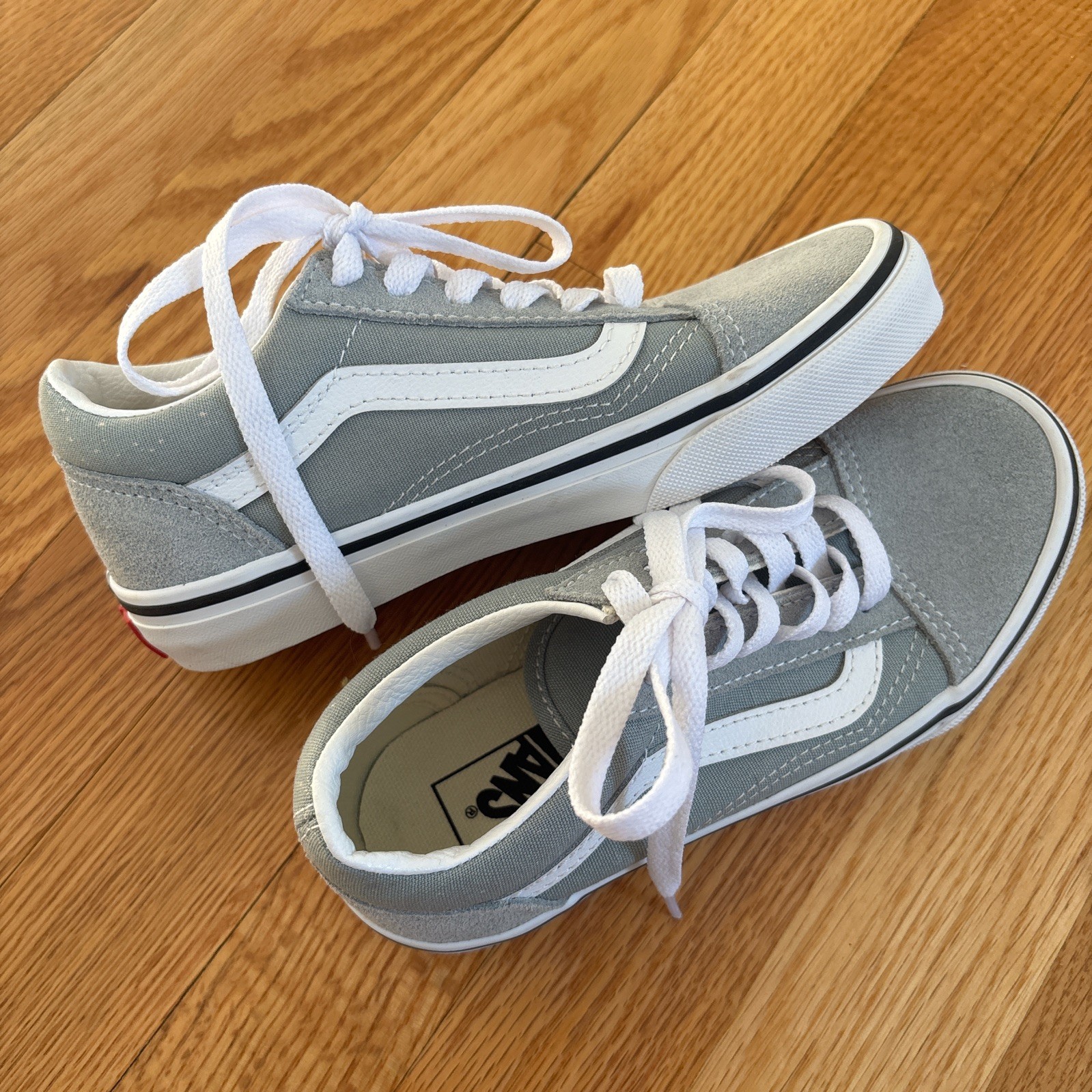 Vans Size 1 Little Kids Old Skool Shoe Laced Sneaker Gray NE