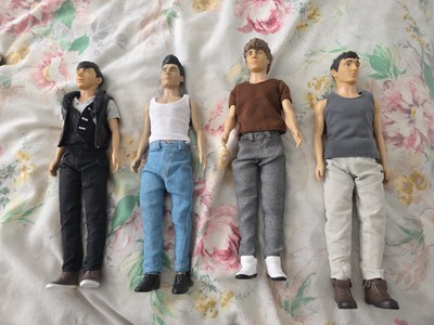 Die gesuchten Sammler Puppen. 4er Set Originale 2011. Schöner Zustand. UK Verkäufer
