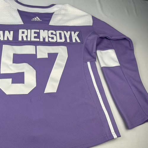 Camiseta James van Riemsdyk Carolina Hurricanes Talla M Adidas Hockey Lucha contra el Cáncer - Imagen 12 de 15