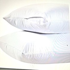 White Classic Hotel Collection Set of Zippered Pillow Protector Covers TC 200