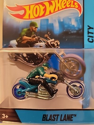 2013 Hot Wheels Blast Lane Motorcycle w/ Rider Turquoise and blue
