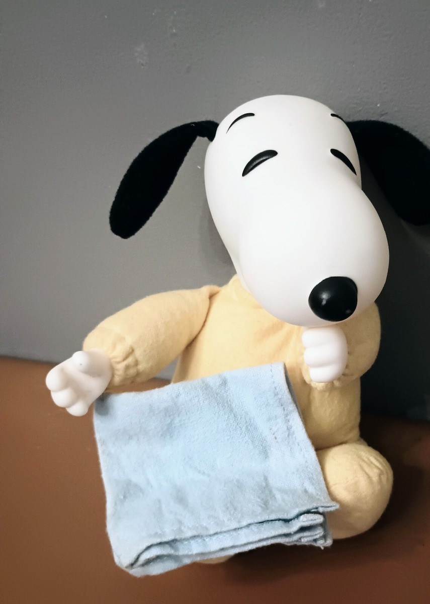 Vintage 1966 SNOOPY Thumb Sucking Plush Vinyl Head & Hands 9