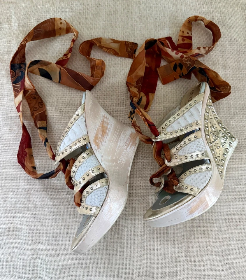 El Dantés Metallic Nieten Schnür Keilabsatz - Spanien (US 6,5/7) | Rare Vintage - Bild 2 von 4