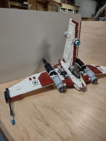 LEGO Star Wars: V-19 Torrent (7674) INCOMPLETE with Minifigure