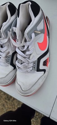 Nike Air Tech Challenge II ''Hot Lava'' sneaker. No Box