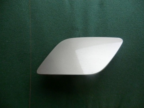 Audi A6 Abdeckkappe Scheinwerferdüse links 4F0955275