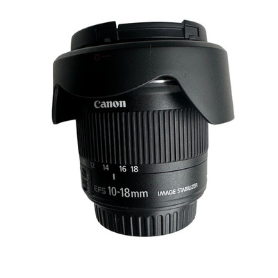 Canon Zoom Lens EF-S 10-18mm 1:4.5-5.6 IS STM + LightDOW Padded Case