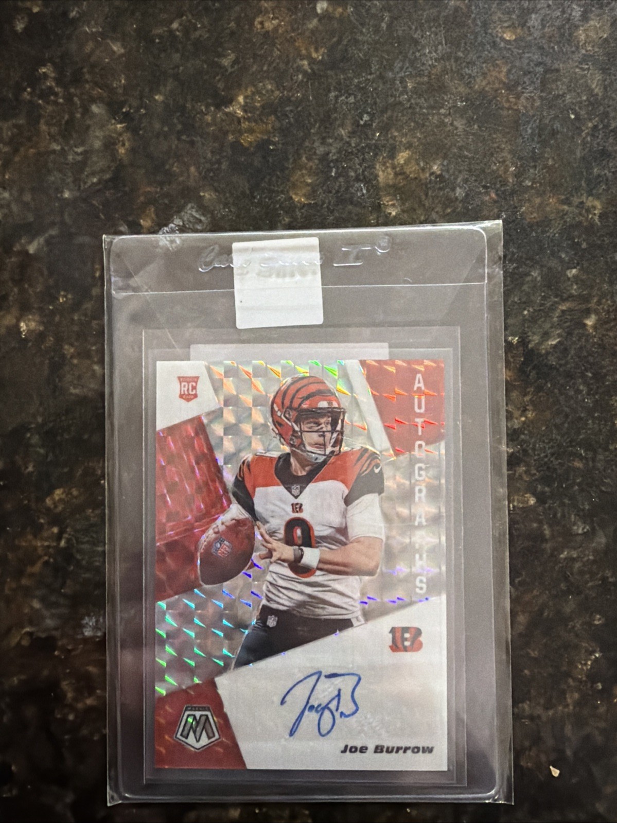 2020 Panini Mosaic - Rookie Autographs Mosaic Joe Burrow #RA1 (AU, RC)