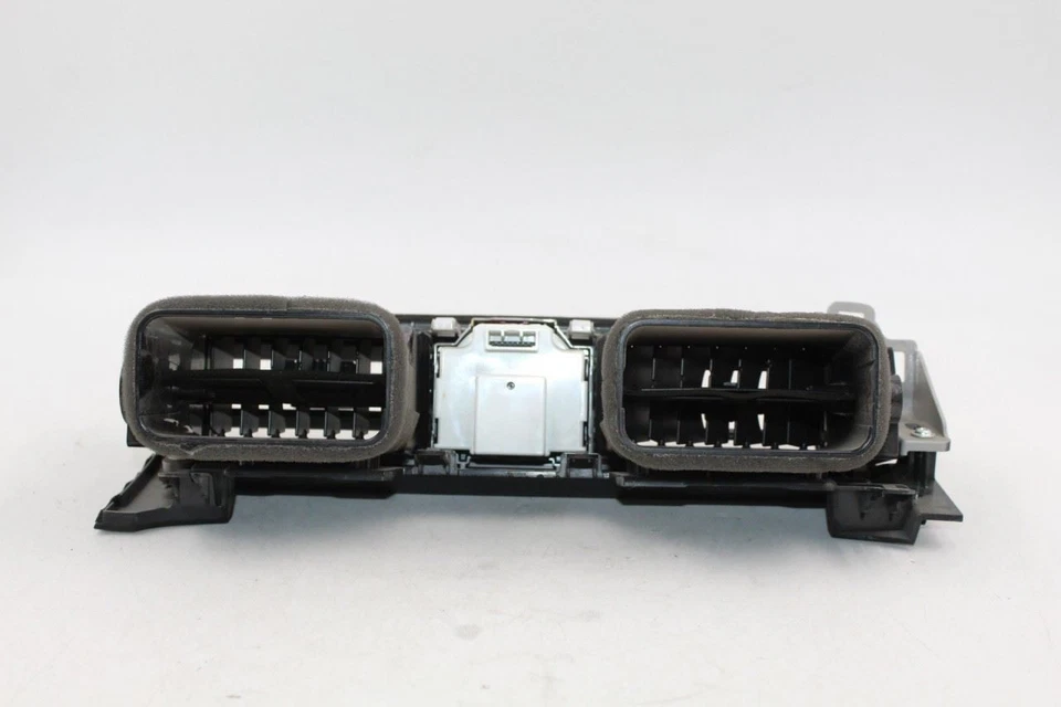 Lexus IS200T RC200T IS350 2014-2017 tablero interior delantero ventilación de aire 37051 Foto 3 de 4