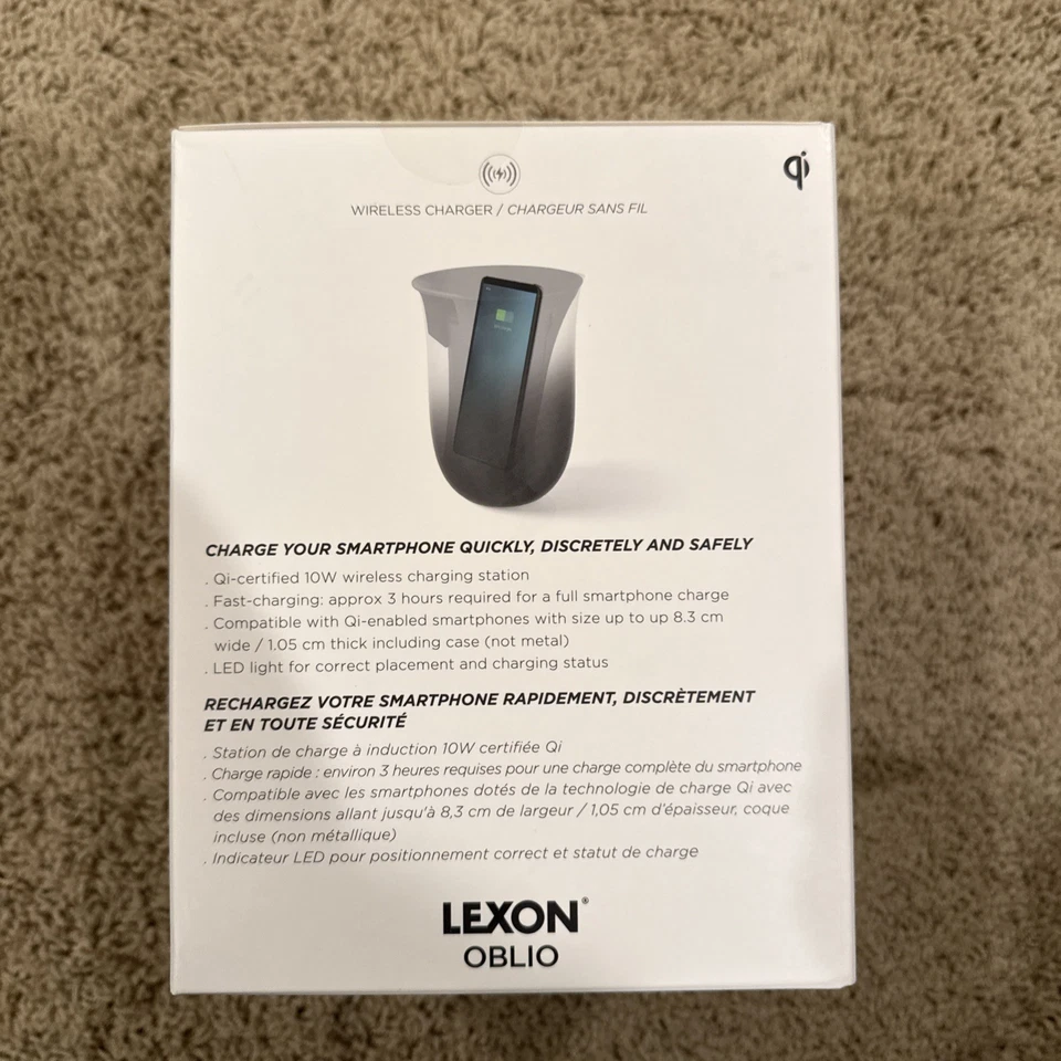 Lexon Oblio Wireless Charging Station With Built-In UV Sanitizer - Image 4 of 4