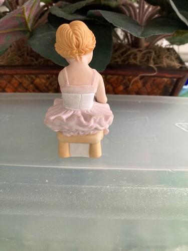 Holly Hobbie Pink Ballerina Miniature Figurine  1983 - Picture 4 of 5