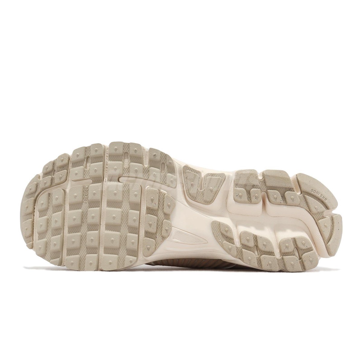 シューズ・サンダルその他 Nike zoom vomero 5 women shoes FQ6868-111 Amazon.com | Nike Zoom Vomero 5 Women's Shoes (FQ6868-111