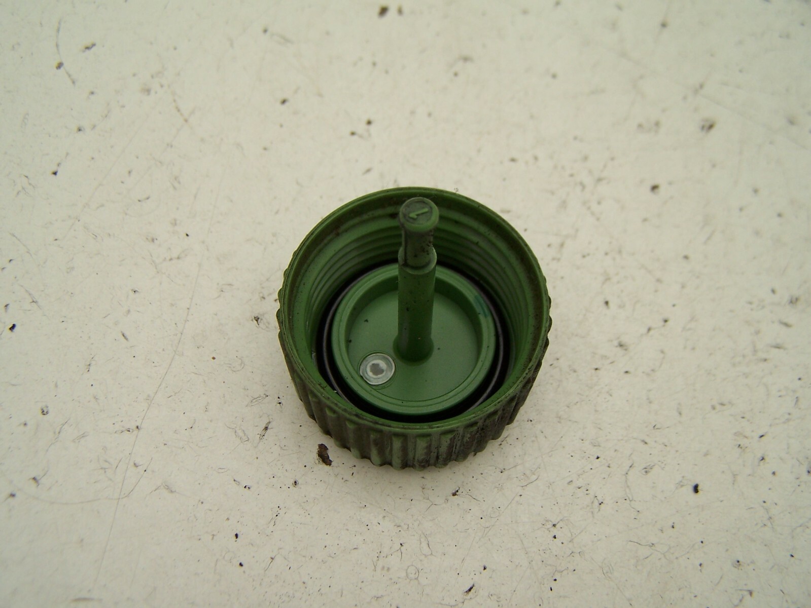 Skoda Roomster Power steering filler cap 6Q0423376 (20062009) eBay
