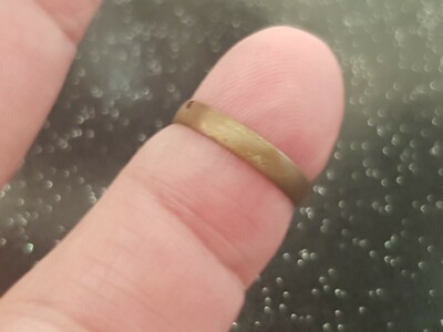 Schöner alter/vintage Kupferlegierung Bandring ungereinigter Zustand wie Fotos. L52n