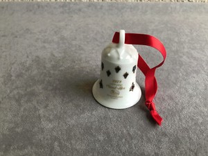 Hutschenreuther Porzellanglocke Weihnachten 1996 - Limitiert Mit Motiv 'In Der Burg'