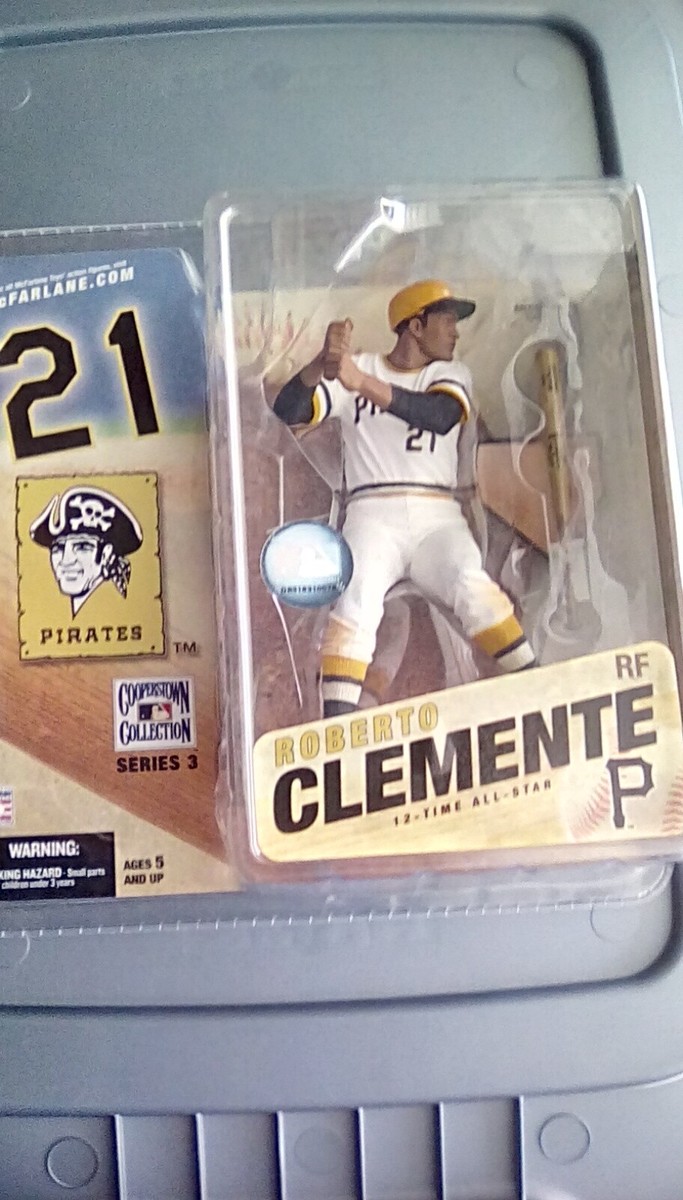 Roberto Clemente Pittsburgh Pirates Cooperstown Series 3 McFarlane