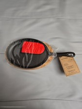 Vecchia padella Fajita in ghisa da montagna con sottopiatto in legno set nuova con etichetta