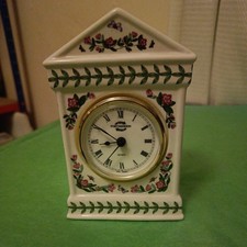Portmeirion Manteluhr.  Schmetterlinge.
