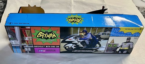 McFarlane DC Retro Batcycle Con S Idecar: Veicolo Dettagliato Per Action Figure 15 Cm