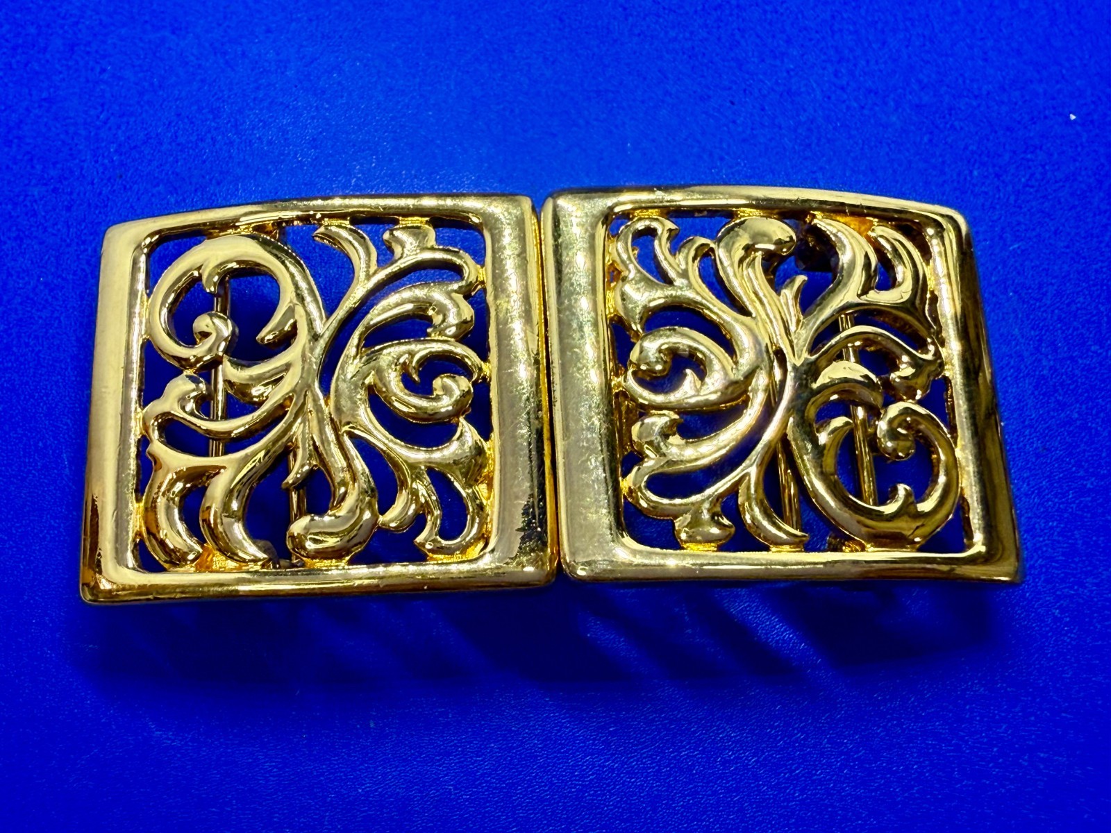 Modernest Square Openwork  Interlocking Two Piece… - image 2