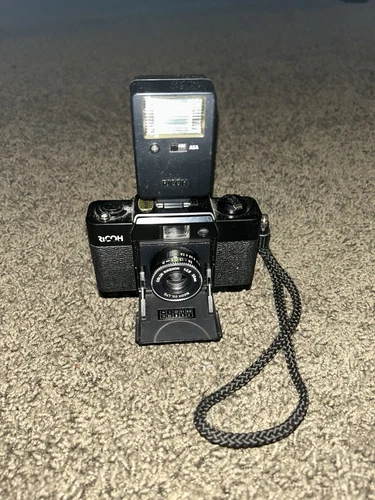Vintage Ricoh FF-1 F2.8 35mm Camera with flash *Untested*