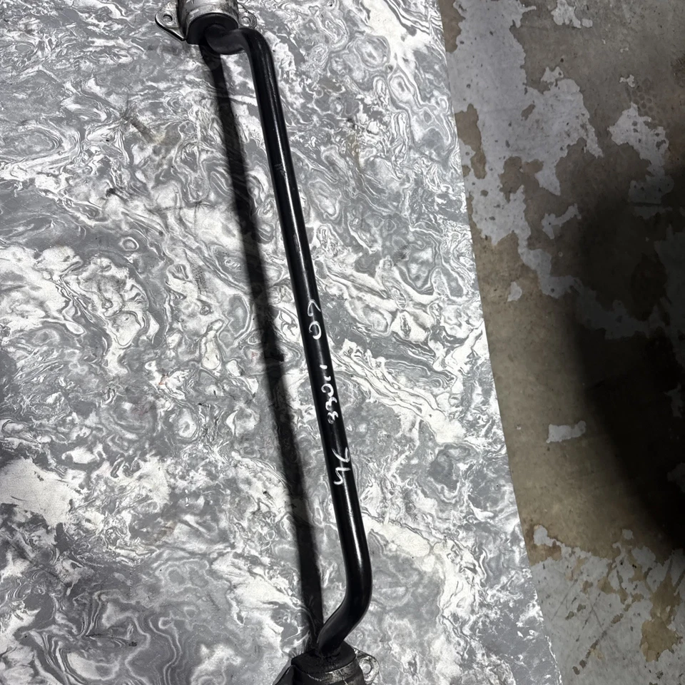 2002 BMW E46 330ci Coupe OEM estabilizador traseiro barra oscilante anti-rolo - Imagem 4 de 4