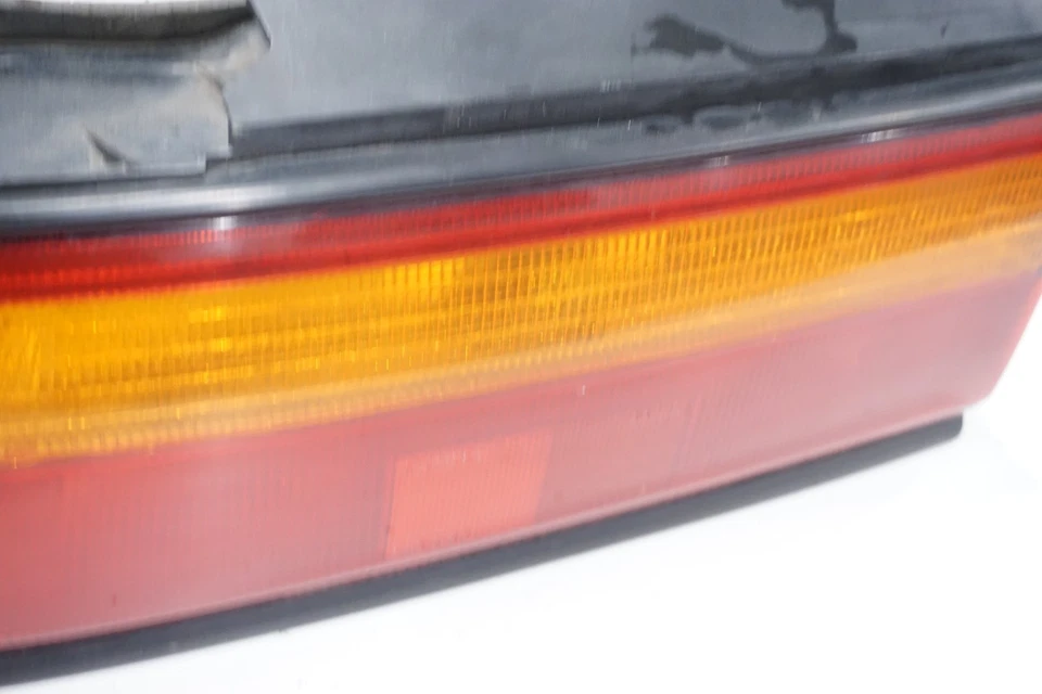 Luz trasera lateral del conductor Honda Civic 1990-91 4 puertas OEM Foto 4 de 4