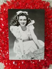 💋💋 Iconic MARILYN MONROE Postcard - New! - Frame Her! Great Gift! 💋💋