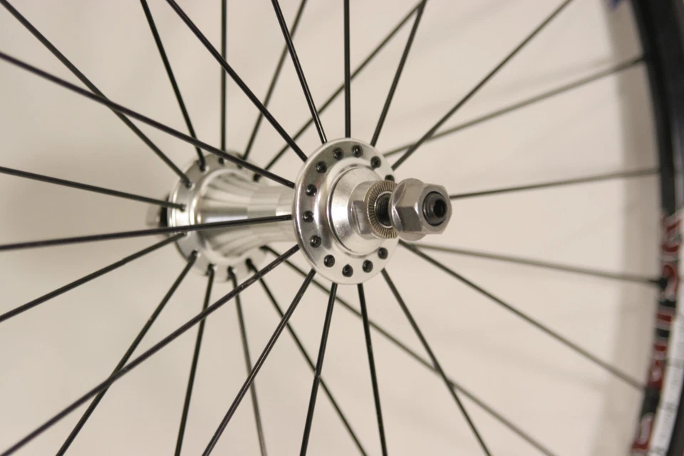 Bicicletas SE 20 x 1 1/8 Rueda Delantera 28h Llanta Alienación Hueca 3/8 Eje Buje F84 Foto 3 de 3