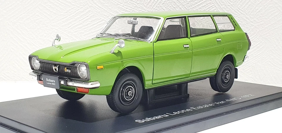 1/24 Hachette 1972 SUBARU LEONE ESTATE VAN 4WD GREEN Japan ltd diecast model - Image 2 of 4