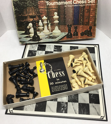 E S Lowe Tournament Chess Set With 3 1/8 in. King Felted Staunton 809 Vtg. 1974