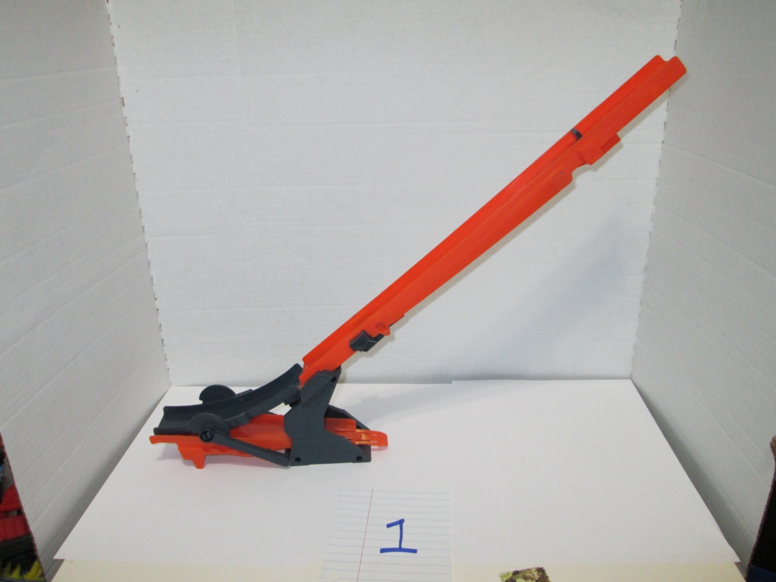 Hot Wheels DHY25 2016 Versus Track Set Part - Long Ramp 2A13