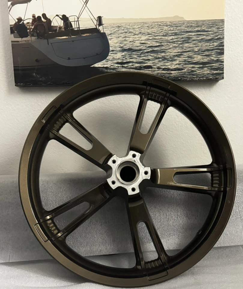 Harley FRONT Tri glide FREEWHEELER GLOSS Bronze OEM HD 2014-24 Wheel OUTRIGHT - Image 4 of 4