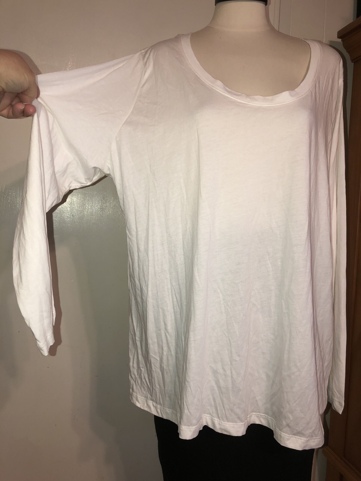 Picture 2 of 3