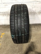 1x P23555r17 Michelin Defender 2 732 99 H Used Tire 2355517