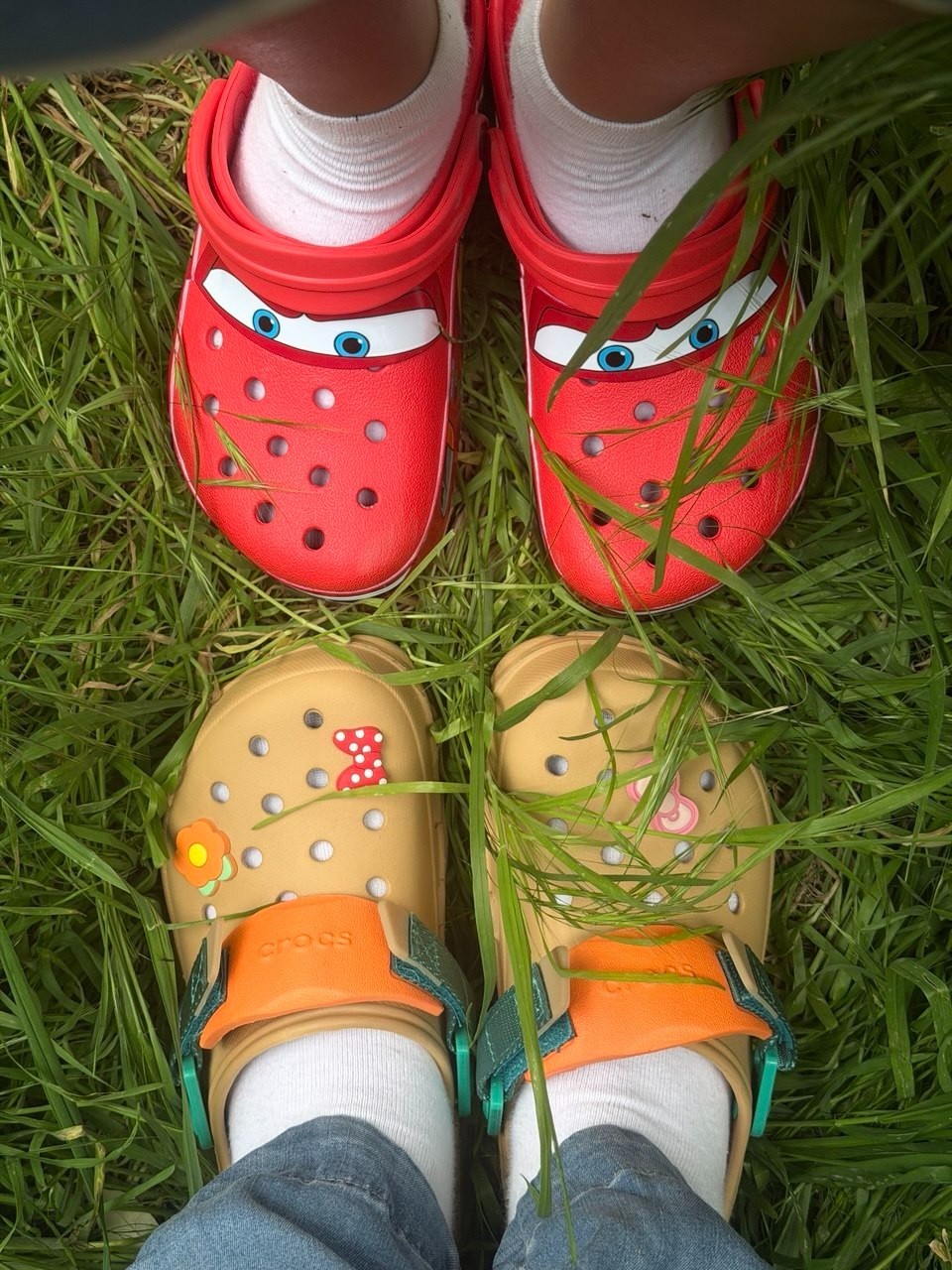 Crocs Lightning McQueen Adult 7 Mens Limited Edition Disney Pixar Crocs Cars image 4