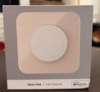 limited edition Gold Base MagSafe chargers for iPhone
