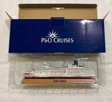 P&O Arcadia Cruise Ship Model - Brand New Boxed