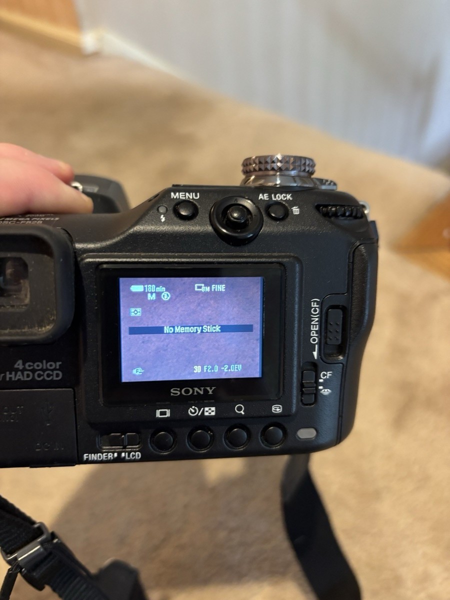 Sony Cyber-shot DSC-F828 8.0MP Digital Camera - Black for