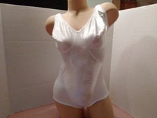 Vintage Curvatures Shiny Satin Full Body Shaper Girdle Body Suit 38D Style 8221