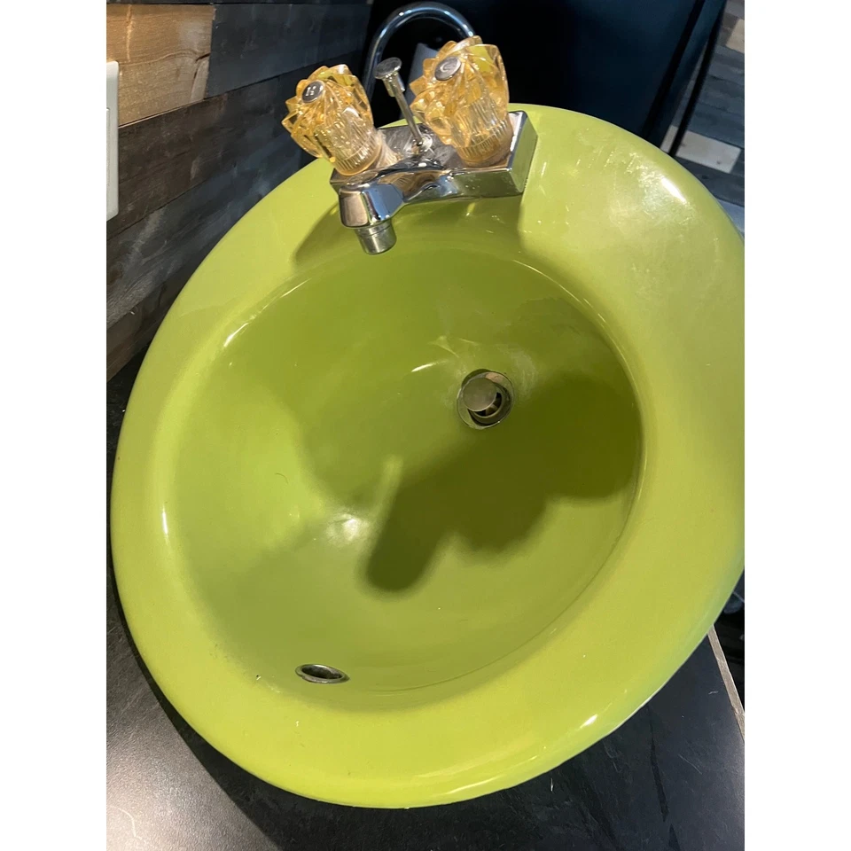 Fregadero de baño vintage Kohler verde lima retro años 70 hierro fundido caída redonda medio mod  Foto 2 de 4