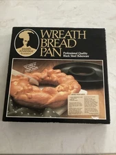 Bakers Advantage by Roshco Wreath Bread Pan Black Steel Bakeware 