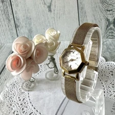 agete gold octagon watch used