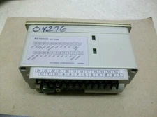 KEYENCE   MT-100   DIGITAL DISPLAY INTERFACE
