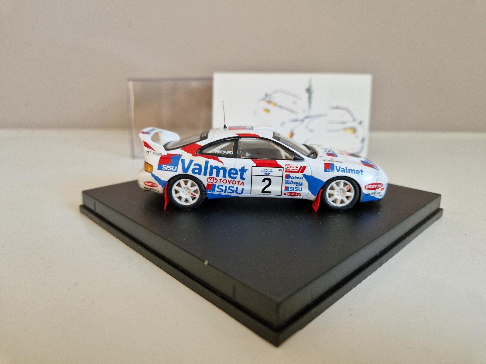 Picture 3 of 9