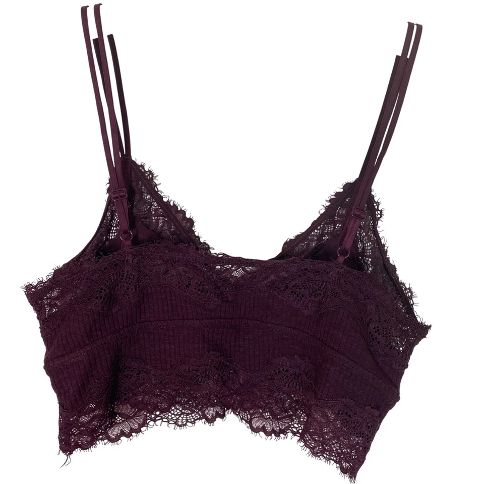 Bralette de encaje Aerie Borgoña M tejido acanalado suave forrado coqueta capas top Foto 2 de 4
