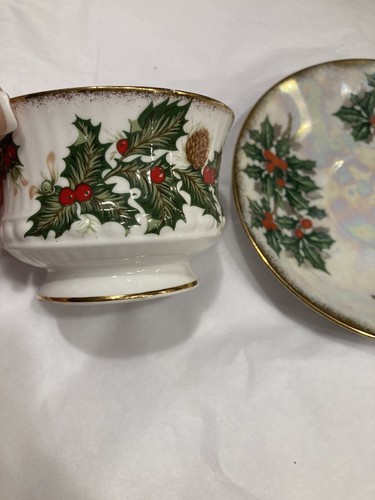 Royal Minster Holly Berries & Pinecones Cup Saucer Fine Bone China England - Picture 6 of 12