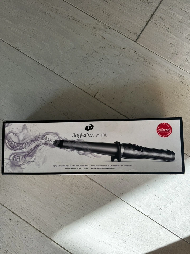 T3 SinglePass Whirl Professional Styling Curling Wand - Image 2 of 4